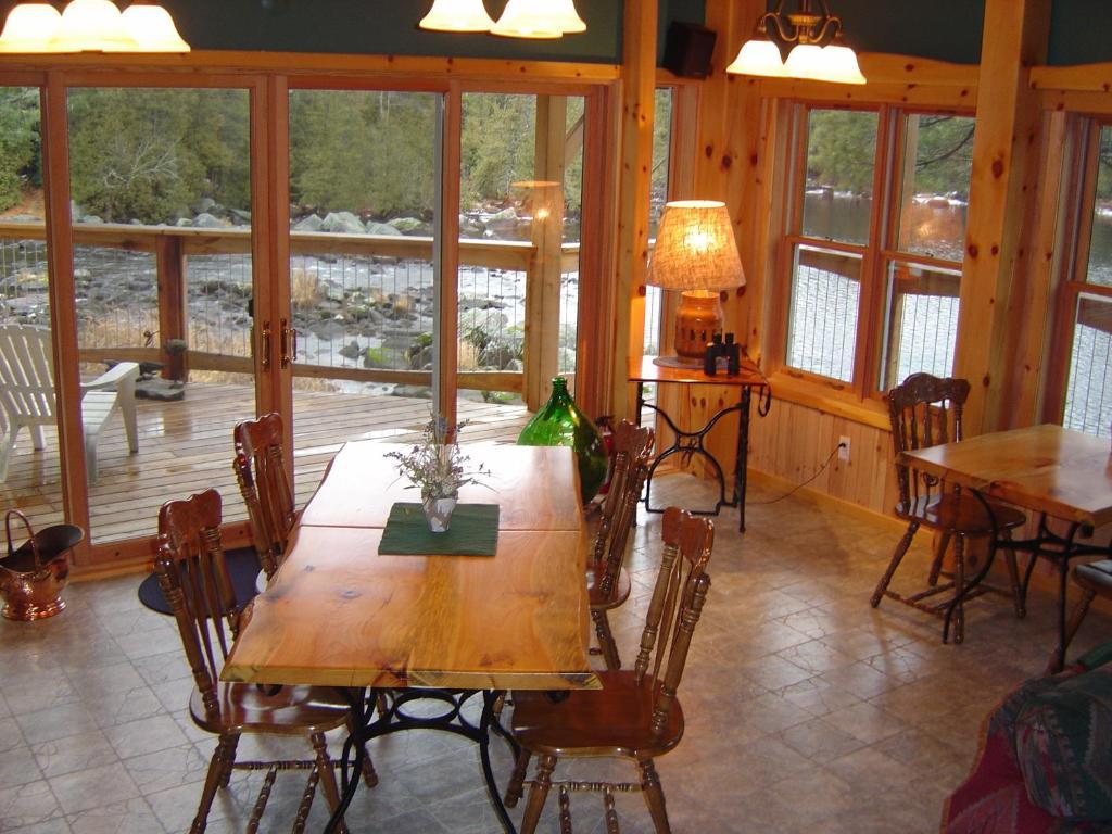Sunny Rock Bed&Breakfast Minden Bagian luar foto
