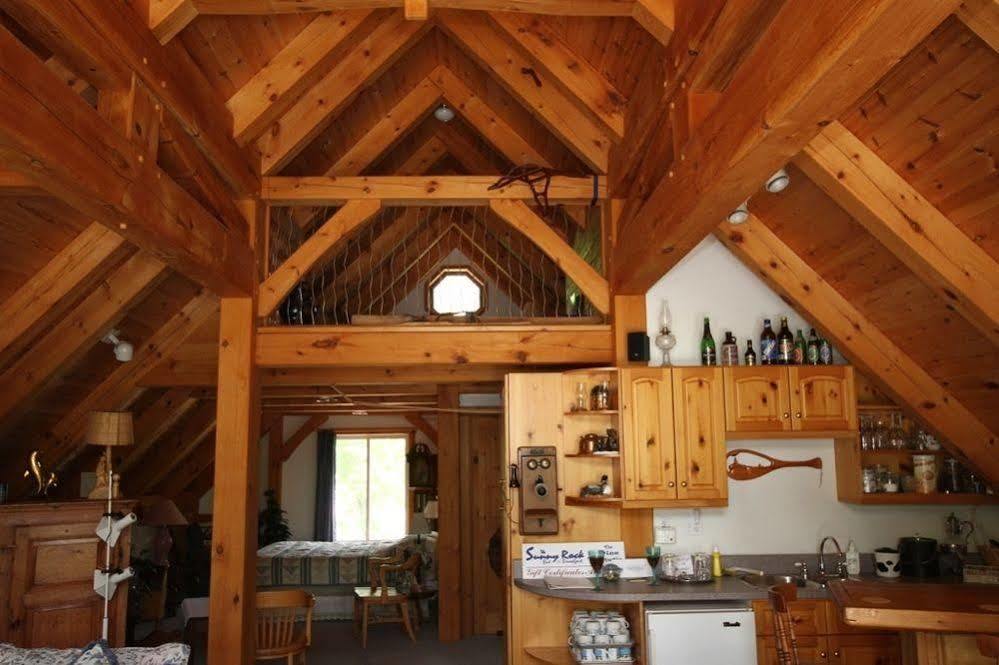 Sunny Rock Bed&Breakfast Minden Bagian luar foto